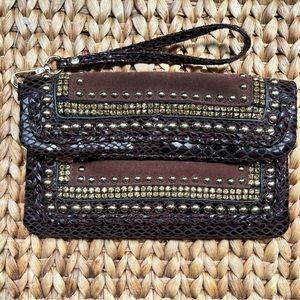 CACHE Clutch/Wristlet Purse